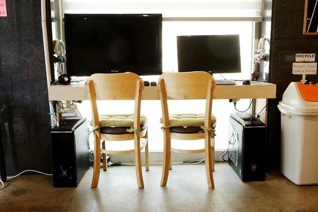 Hongdae Pencil Guesthouse Seoul 2*,  South Korea